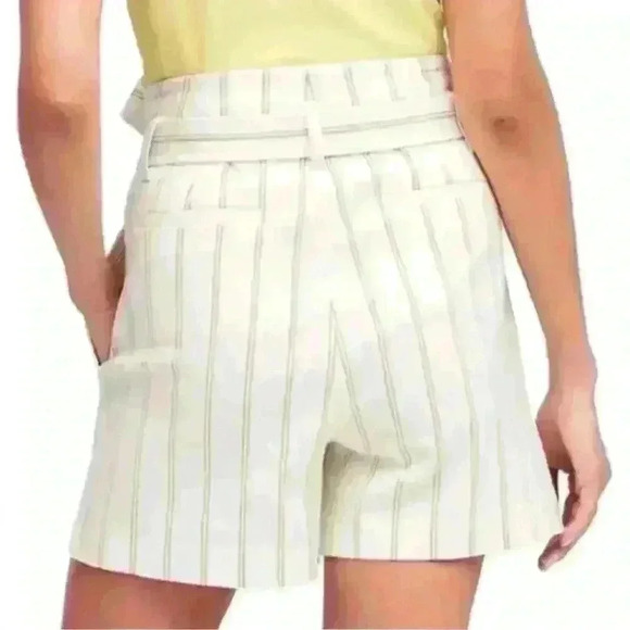 New, Banana Republic high waisted paperbag waist shorts women's size 4 - Picture 2 of 5
